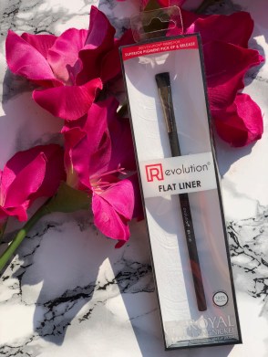 Royal & Langnickel Flat Liner