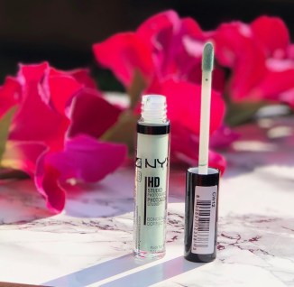 NYX HD green concealer