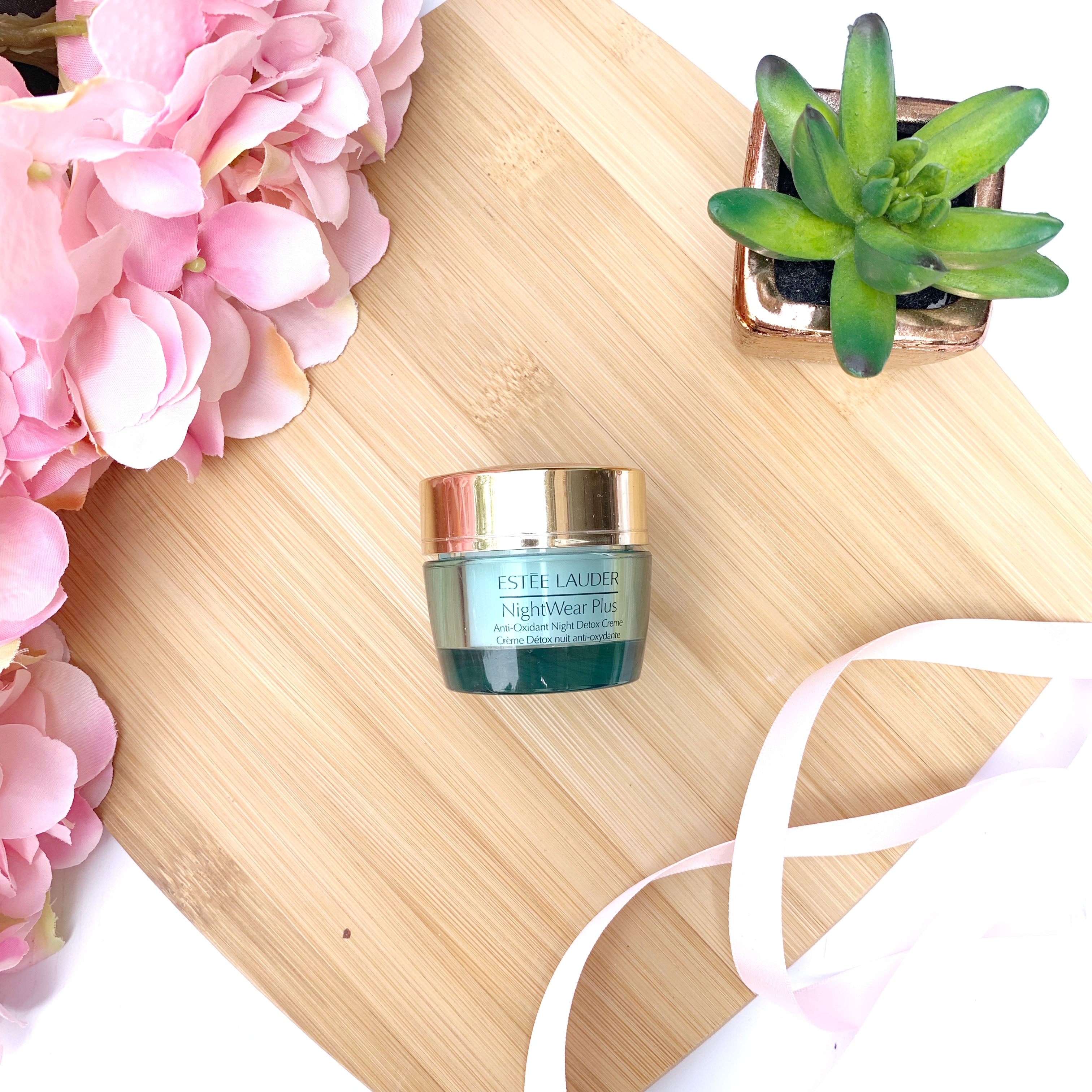 Estee Lauder Nightwear Plus