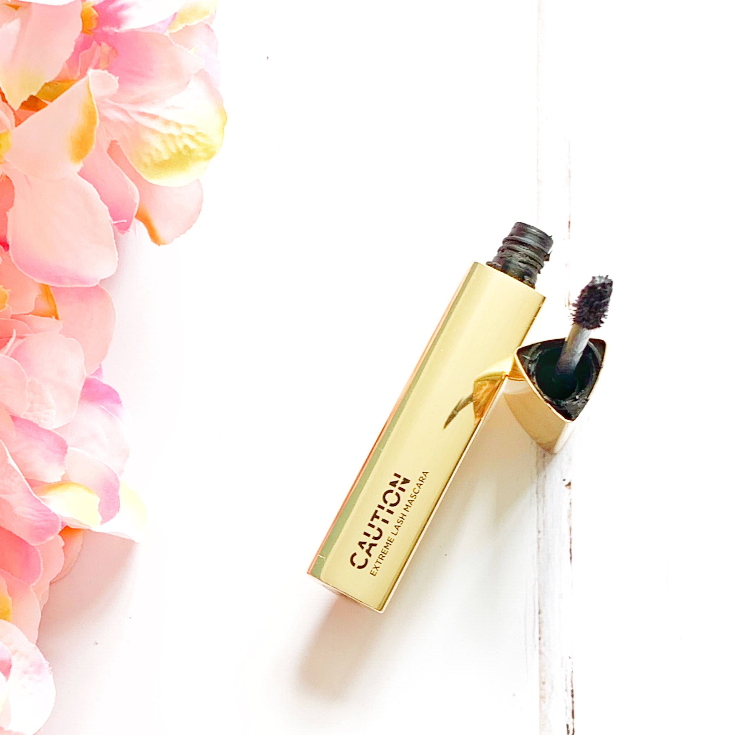 Hourglass Caution Extreme Mascara